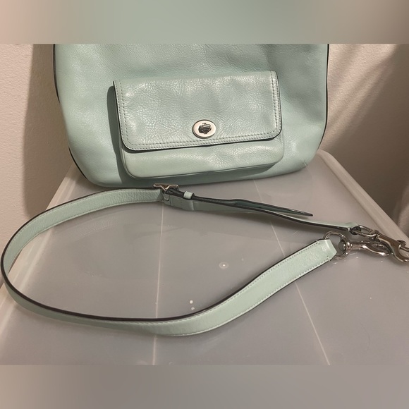 COACH bag Beautiful and unique shoulder bag - Picture 5 of 14